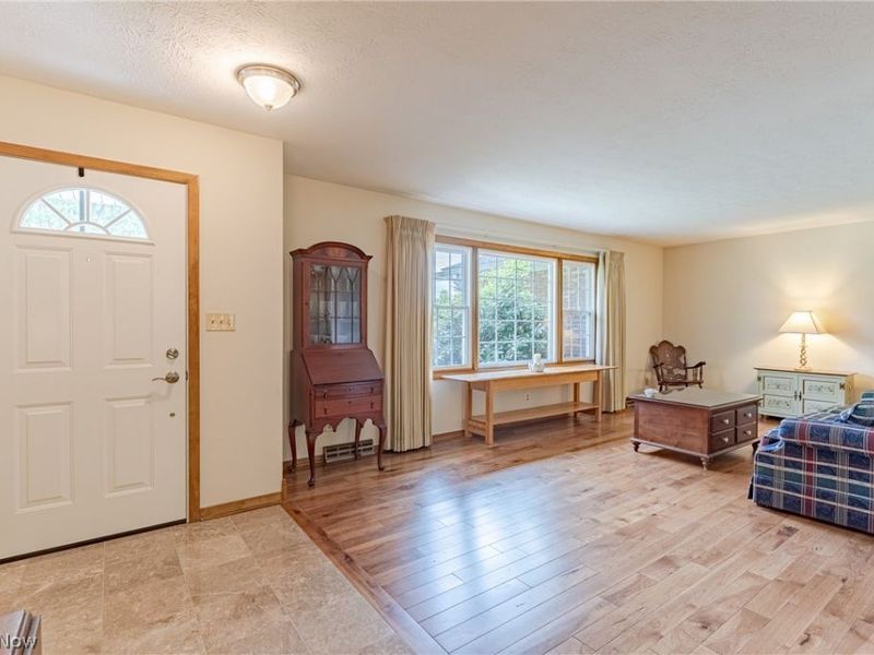 86 Blue Hill Lane, Fairlawn, OH 44333 Photo 2