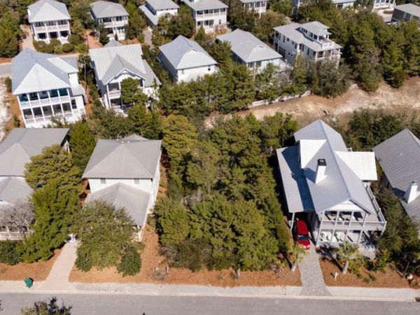 178 W Bartons Way, Santa Rosa Beach, FL 32459