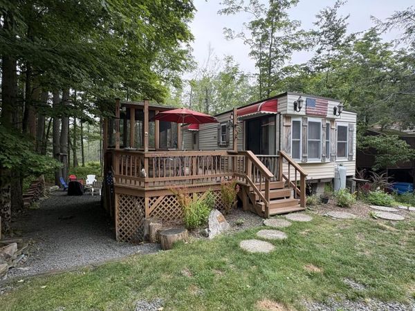 52 Adventure Avenue , Covington Twp, PA 18424