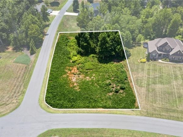 8416 Cripplegate Trace, Browns Summit, NC 27214