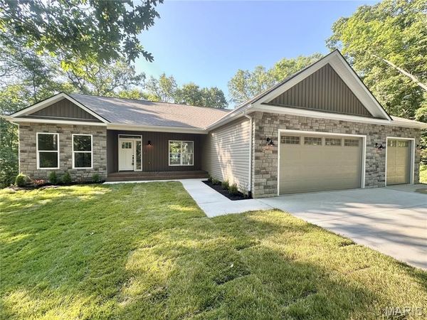 144 Jabin Farm Road , Wright City, MO 63390