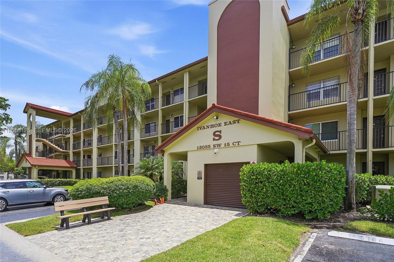 Please Call For Address, Unit 107S, Pembroke Pines, FL 33027 Photo