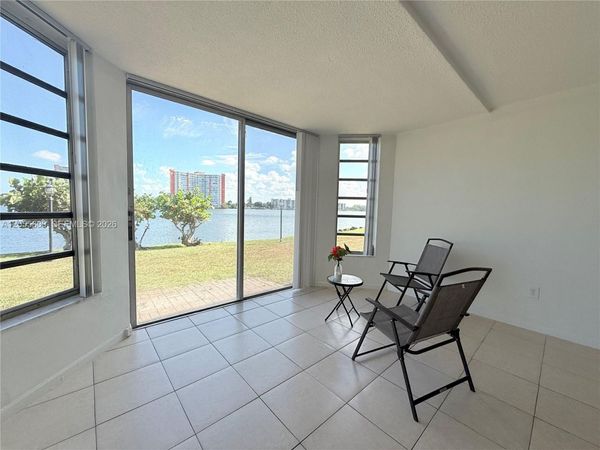 1302 NE 191st St , Unit A118, Miami, FL 33179