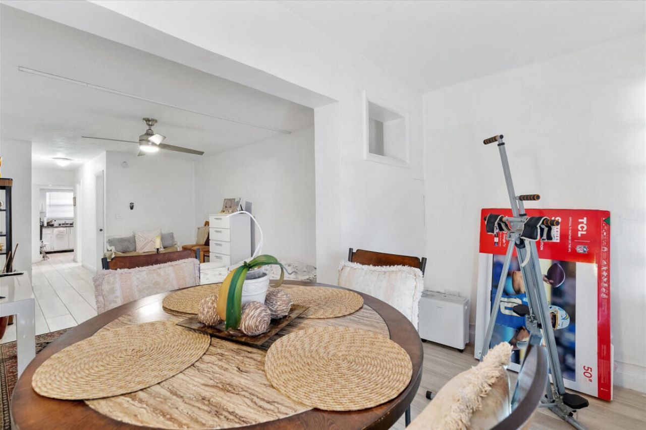 18801 NE 2nd Avenue, Unit 1005, Miami, FL 33179 Photo