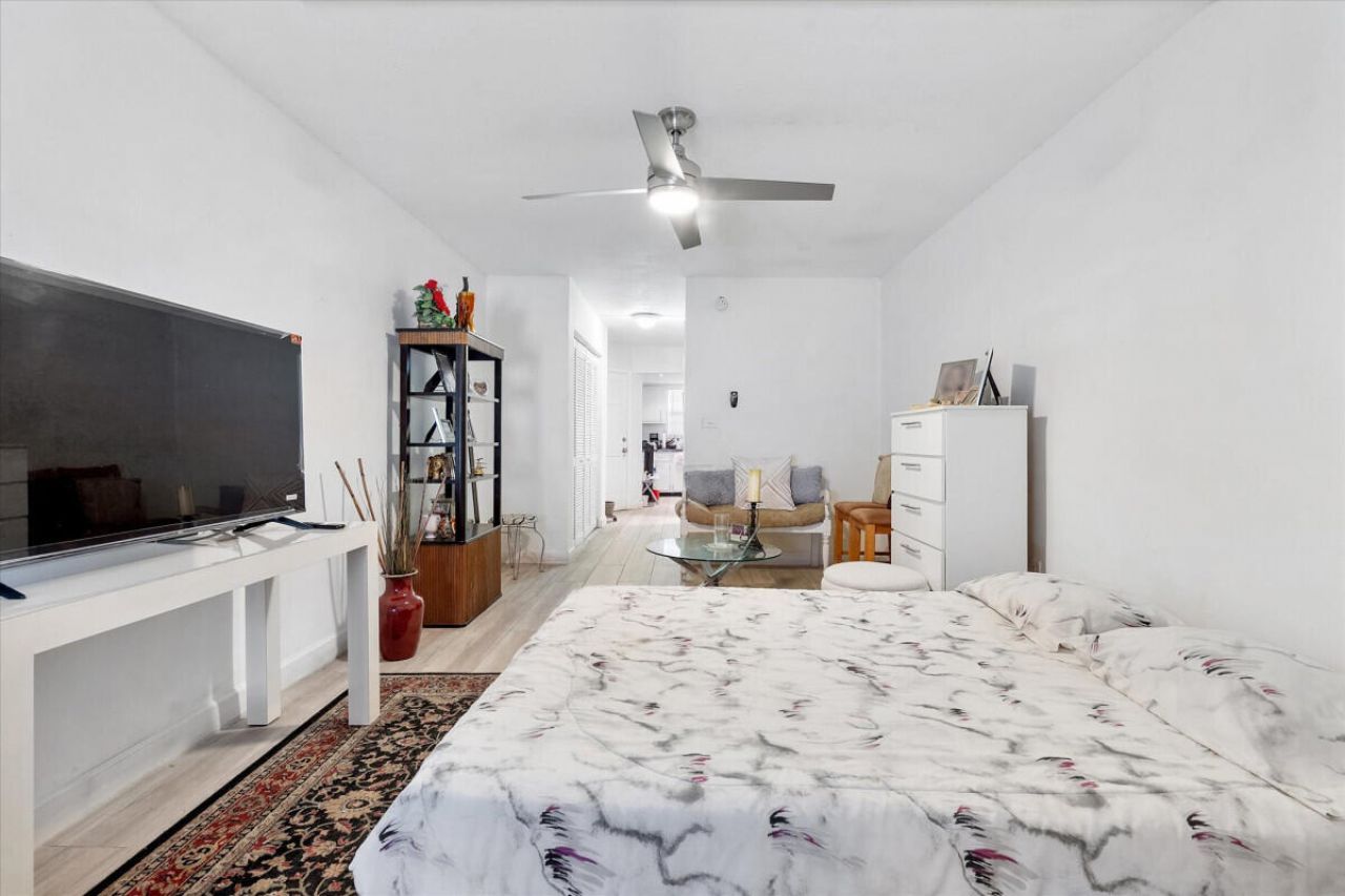 18801 NE 2nd Avenue, Unit 1005, Miami, FL 33179 Photo