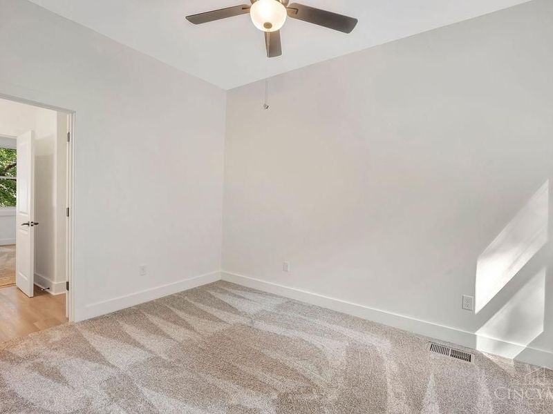 671 Delhi Avenue, Cincinnati, OH 45204 Photo 21