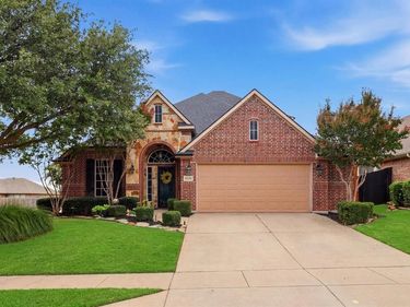8040 Branch Hollow Trail, Fort Worth, TX 76123