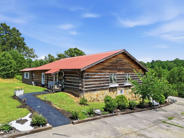 802 Lee Shirley Rd, Maryville, TN 37801