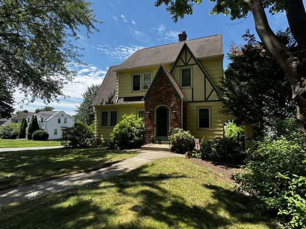 605 Wolcott Hill, Wethersfield, CT 06109