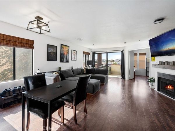 35 Linden , Unit 410, Long Beach, CA 90802