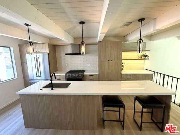 6639 Green Valley Circle, Culver City, CA 90230