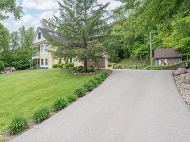 48194 Old River Bluff Road, Saint Peter, MN 56082