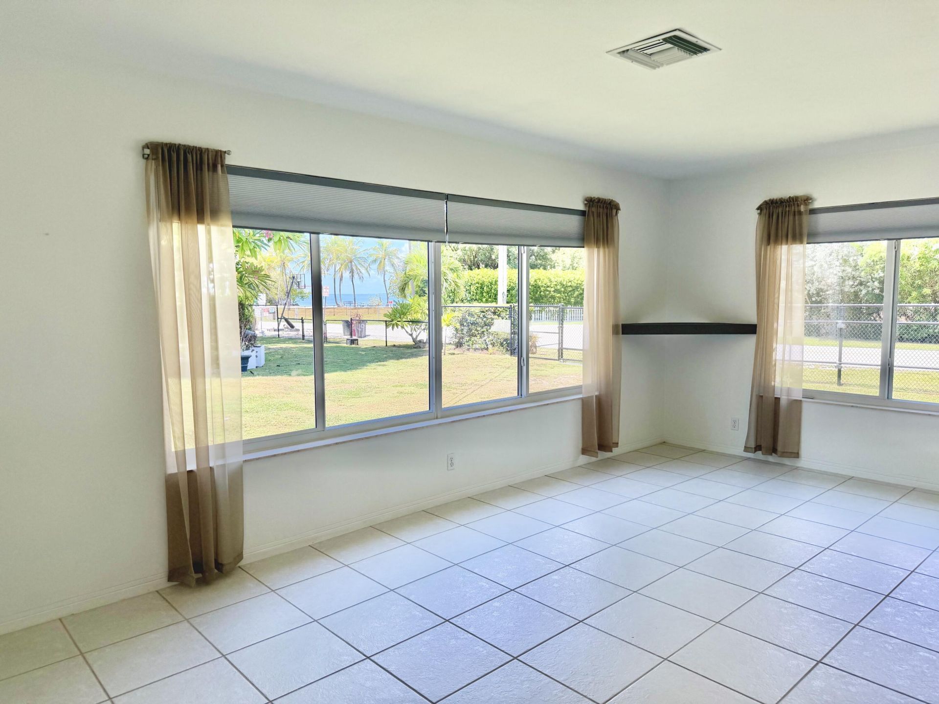 149 N Bay Harbor Drive, Key Largo, FL 33037 Photo