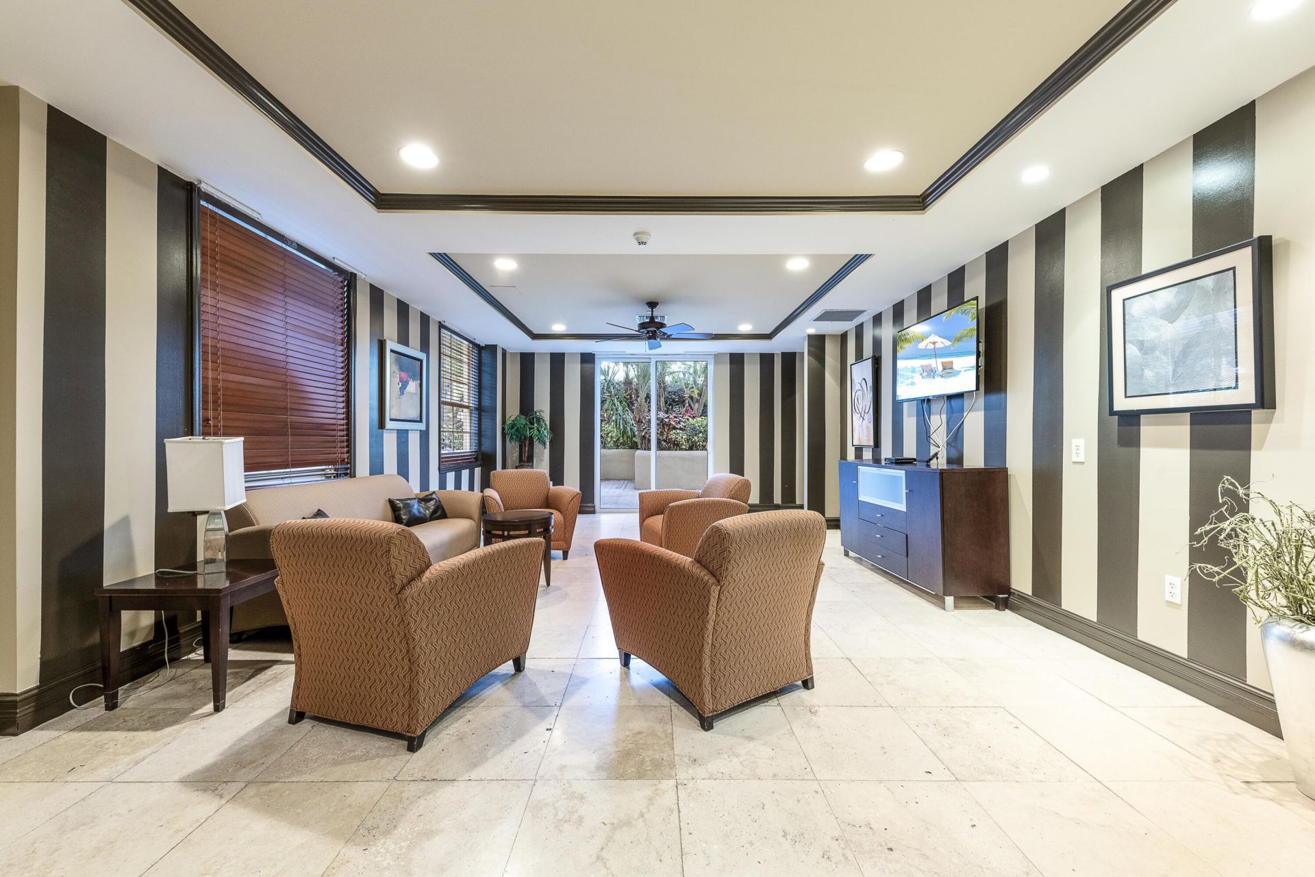 520 SE 5th Ave, Unit 2211, Fort Lauderdale, FL 33301 Photo