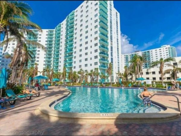3901 S Ocean Dr , Unit 2Z, Hollywood, FL 33019