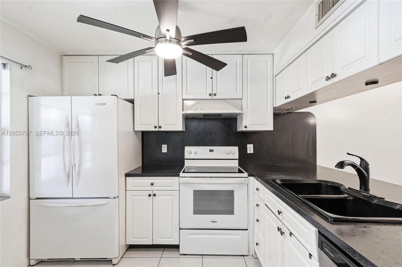 1105 Bahama Bnd, Unit F2, Coconut Creek, FL 33066 Photo
