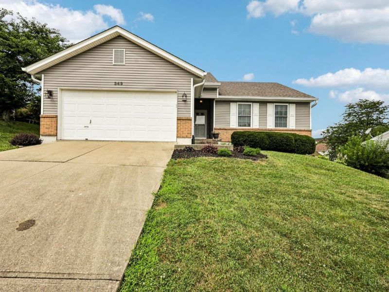 349 Timber Hill Drive, Hamilton, OH 45013 Photo 1