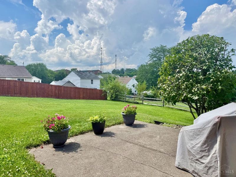 349 Timber Hill Drive, Hamilton, OH 45013 Photo 23
