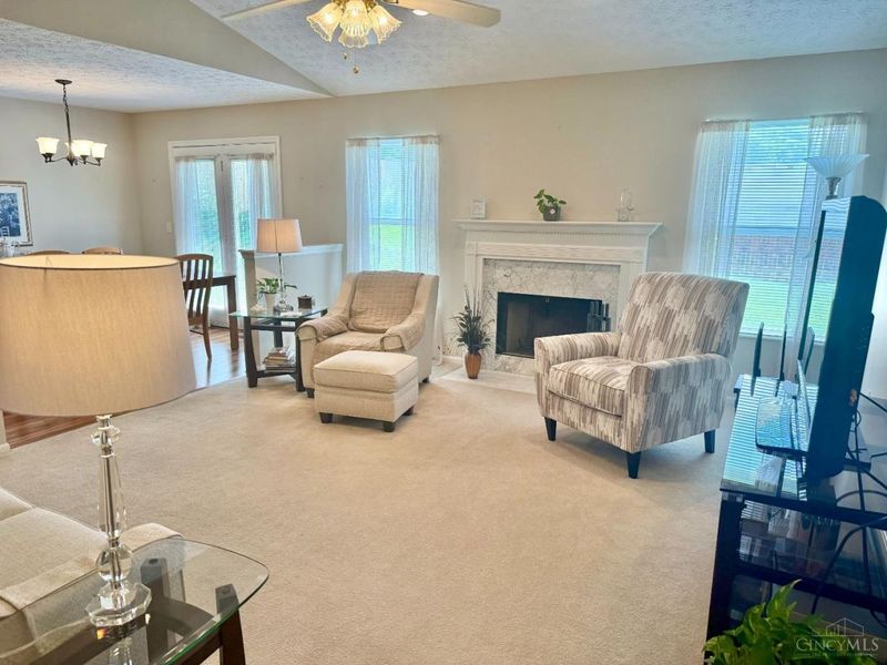 349 Timber Hill Drive, Hamilton, OH 45013 Photo 8