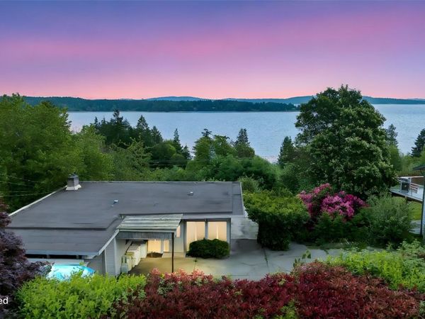 427A Walker Ave , Ladysmith, BC V9G 1V7