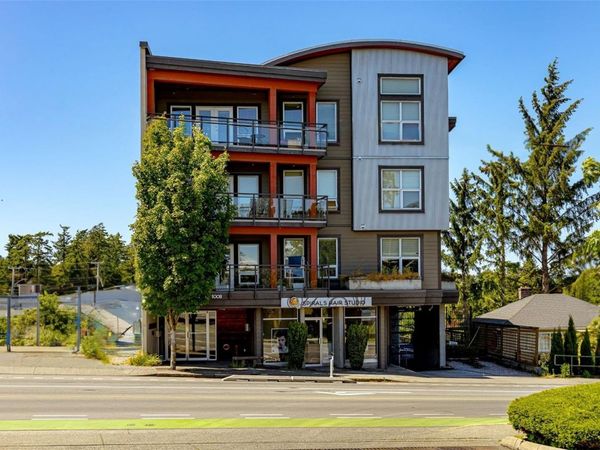 1008 Tillicum Rd , Unit #201, Esquimalt, BC V9A 1Z8
