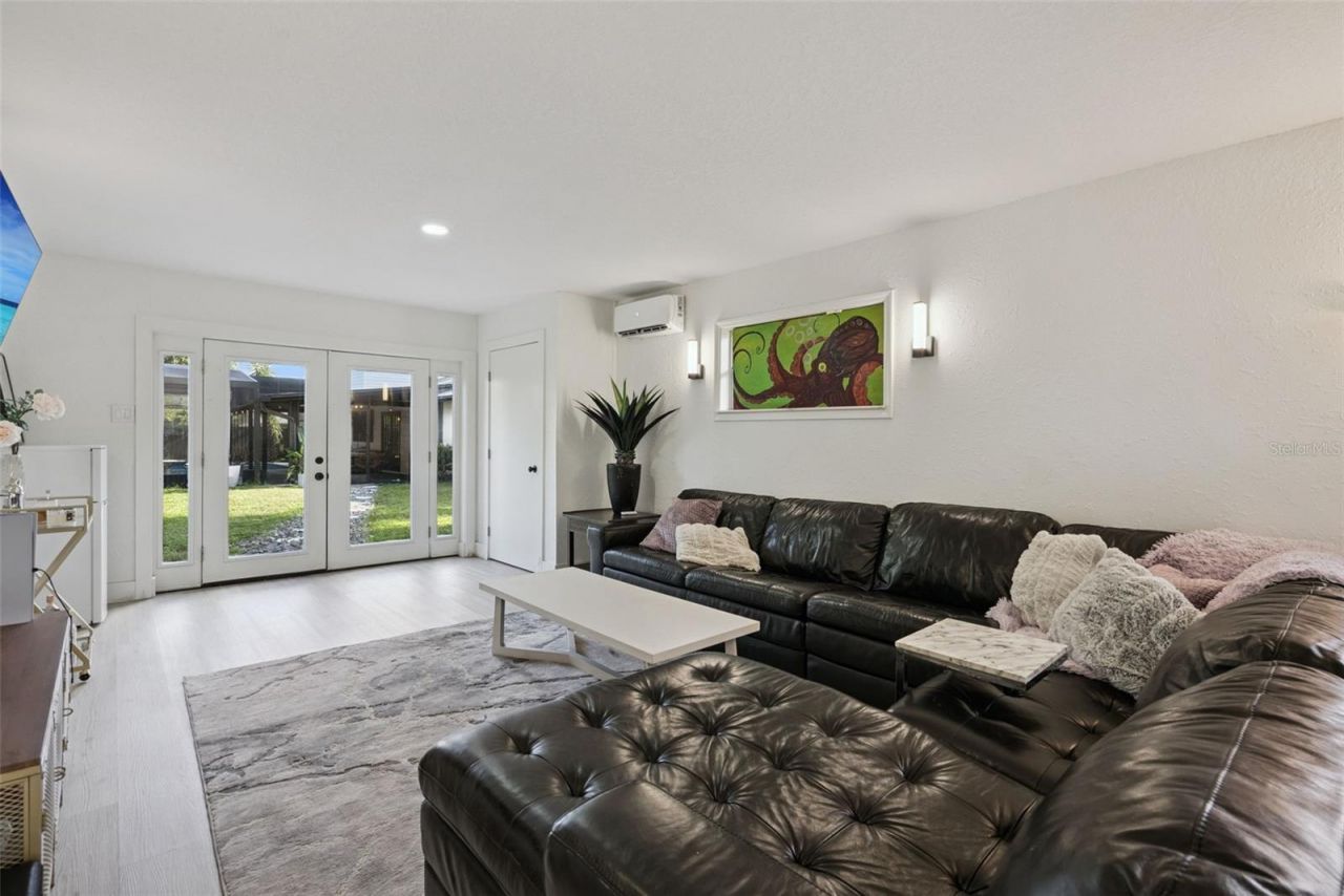 3237 Kew Gardens Lane, Orlando, FL 32812 Photo