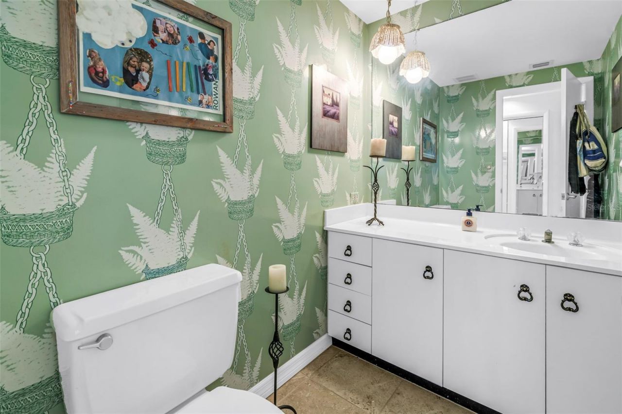 1 Beach Drive Se, Unit 1907, Saint Petersburg, FL 33701 Photo