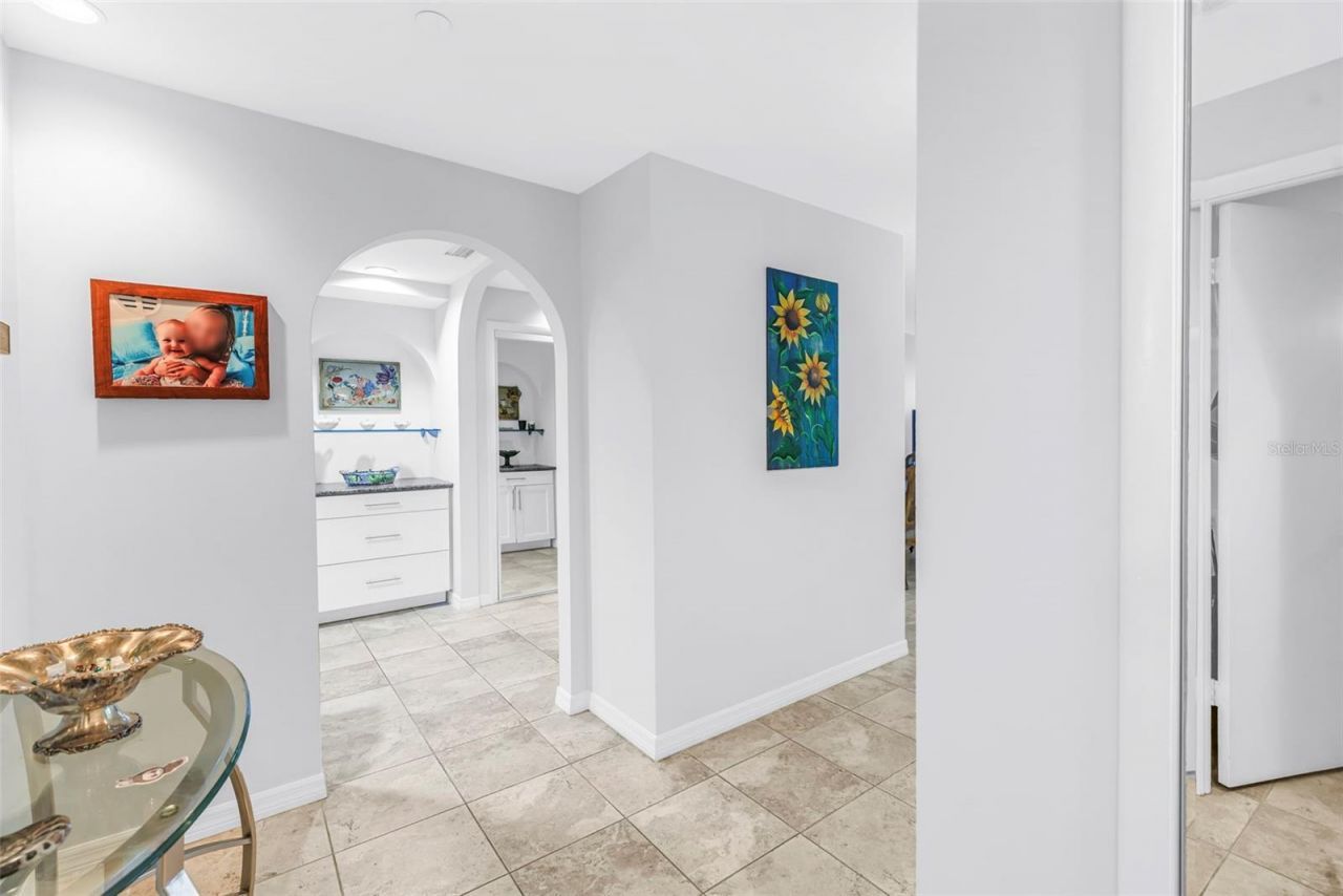 1 Beach Drive Se, Unit 1907, Saint Petersburg, FL 33701 Photo