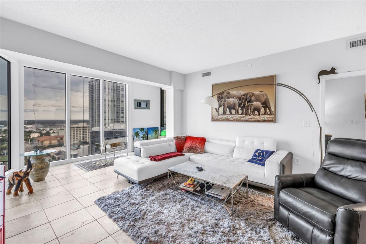 1 Beach Drive Se, Unit 1907, Saint Petersburg, FL 33701 Photo