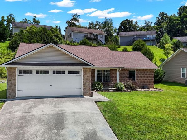 2022 Infinity Lane, Sevierville, TN 37876