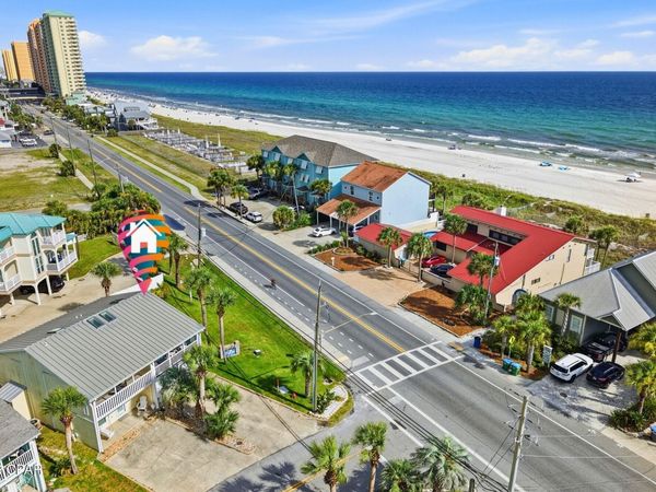 1 Chateau Road , Panama City Beach, FL 32413
