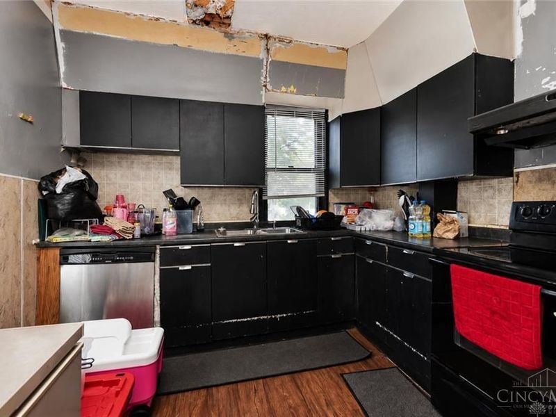 1315 Riverside Drive, Dayton, OH 45405 Photo 13