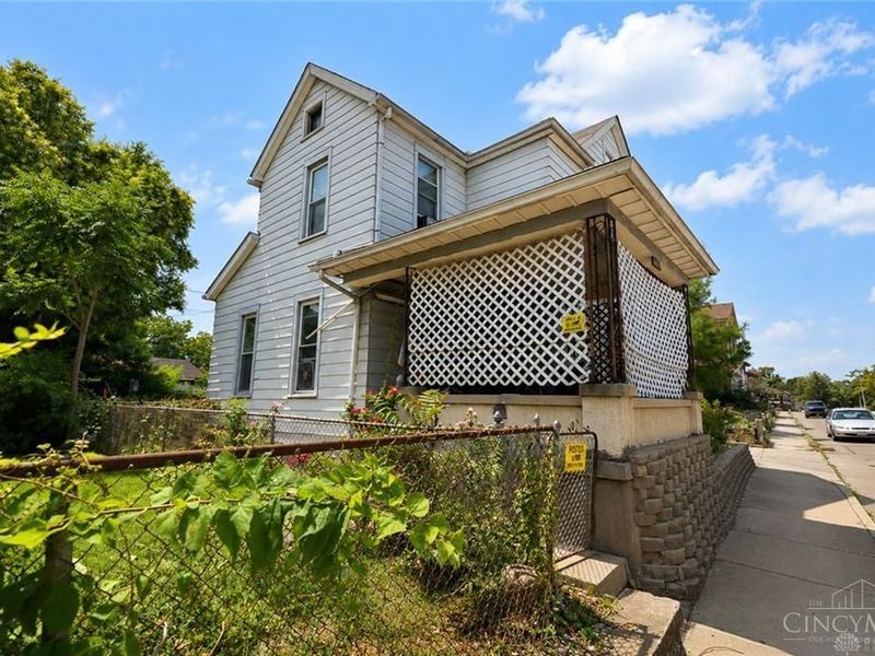 1315 Riverside Drive, Dayton, OH 45405 Photo 2