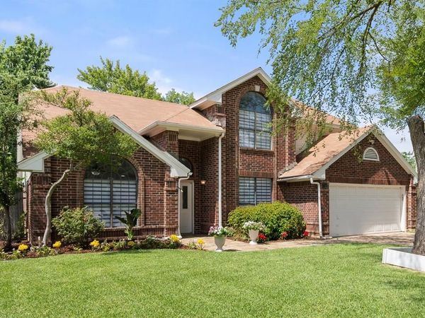 4313 Kenwood Drive, Grapevine, TX 76051
