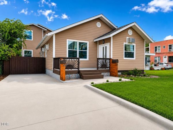 205 N Wild Olive Avenue, Daytona Beach, FL 32118