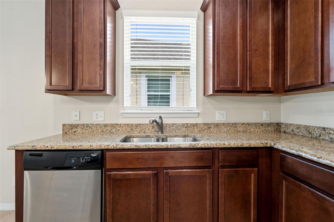 4850 Southlawn Avenue , Orlando, FL 32811 Photo