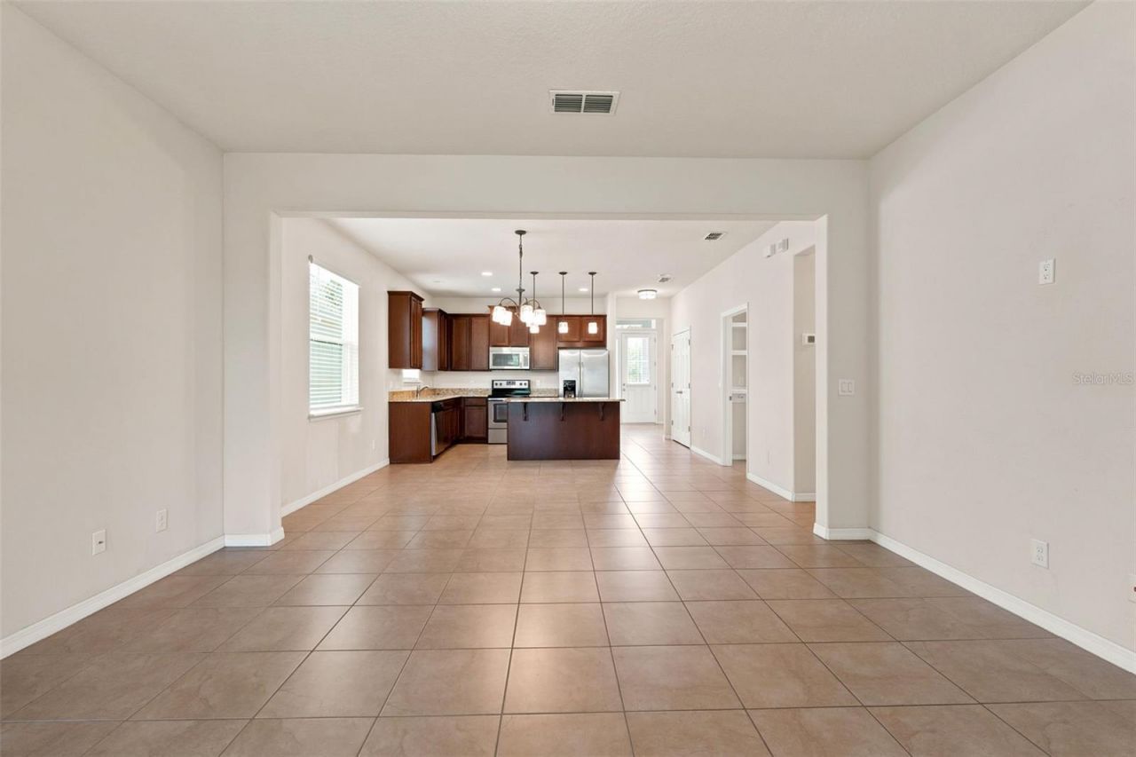 4850 Southlawn Avenue , Orlando, FL 32811 Photo