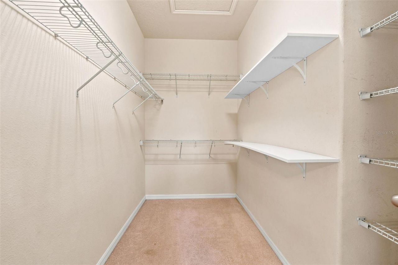4850 Southlawn Avenue , Orlando, FL 32811 Photo