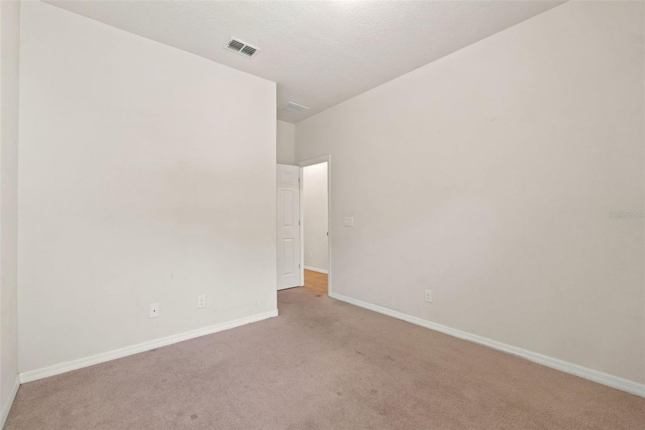 4850 Southlawn Avenue , Orlando, FL 32811 Photo