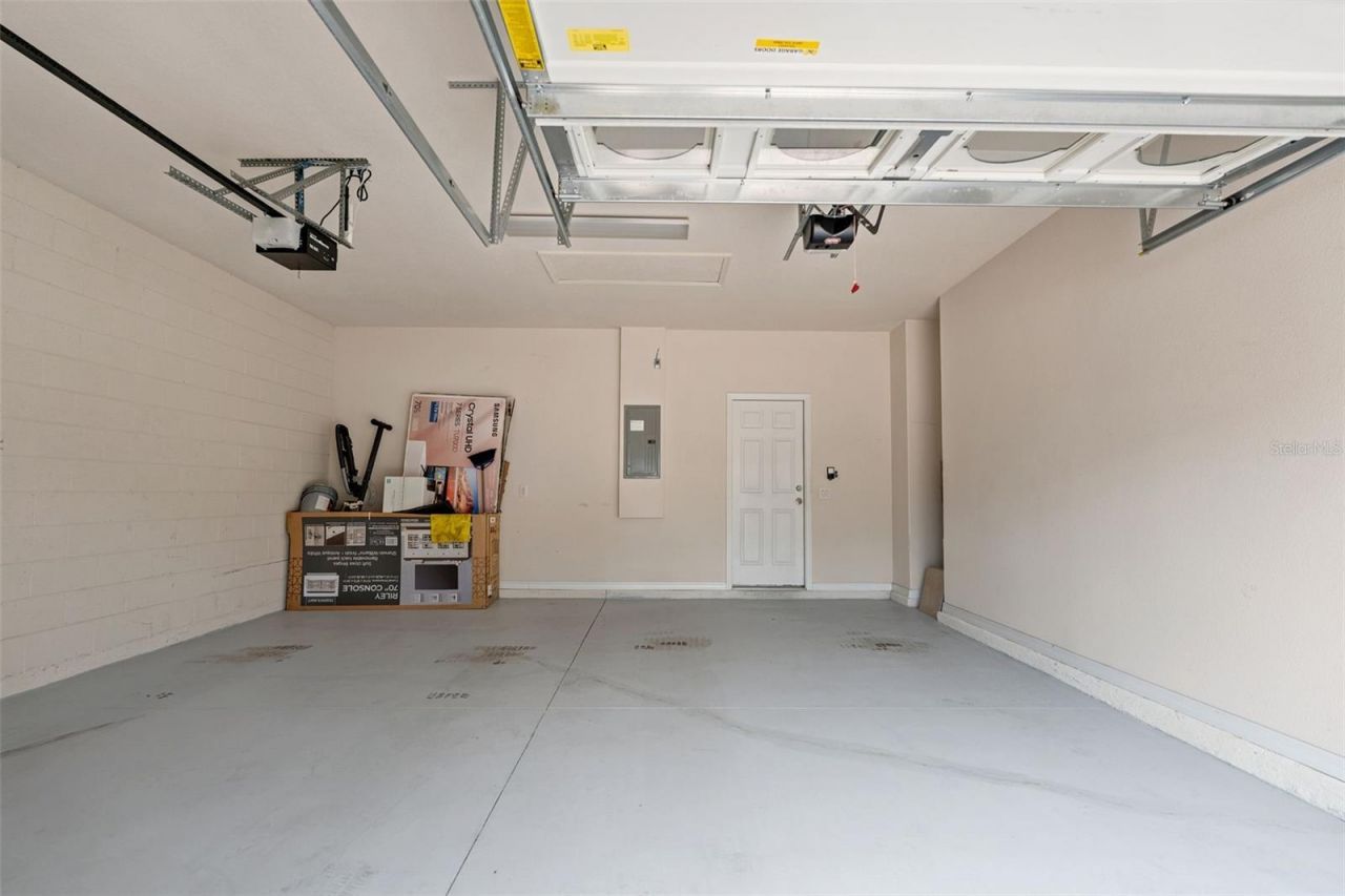 4850 Southlawn Avenue , Orlando, FL 32811 Photo