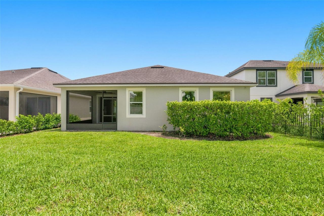4850 Southlawn Avenue , Orlando, FL 32811 Photo