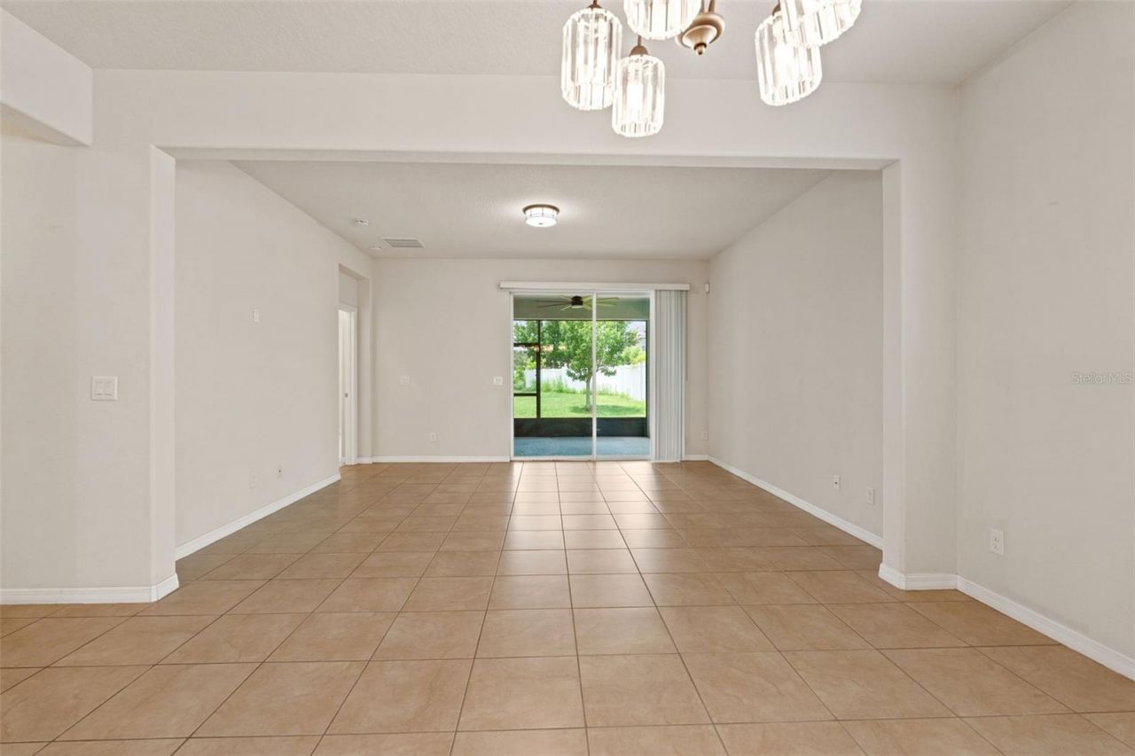 4850 Southlawn Avenue , Orlando, FL 32811 Photo