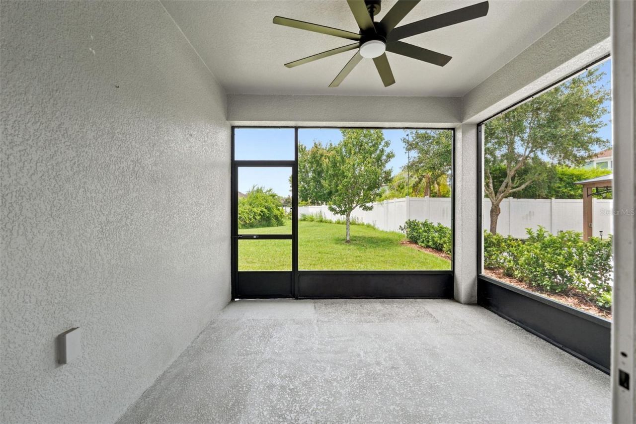 4850 Southlawn Avenue , Orlando, FL 32811 Photo