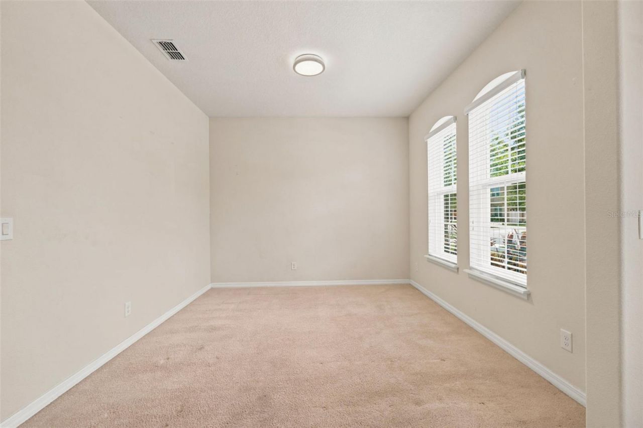 4850 Southlawn Avenue , Orlando, FL 32811 Photo