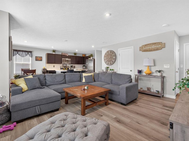 768 S Walnut Street, Marysville, OH 43040 Photo 8
