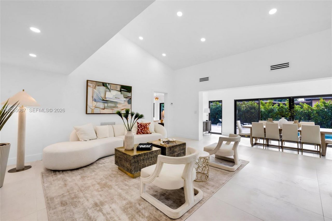 210 NE 107th St , Miami Shores, FL 33161 Photo