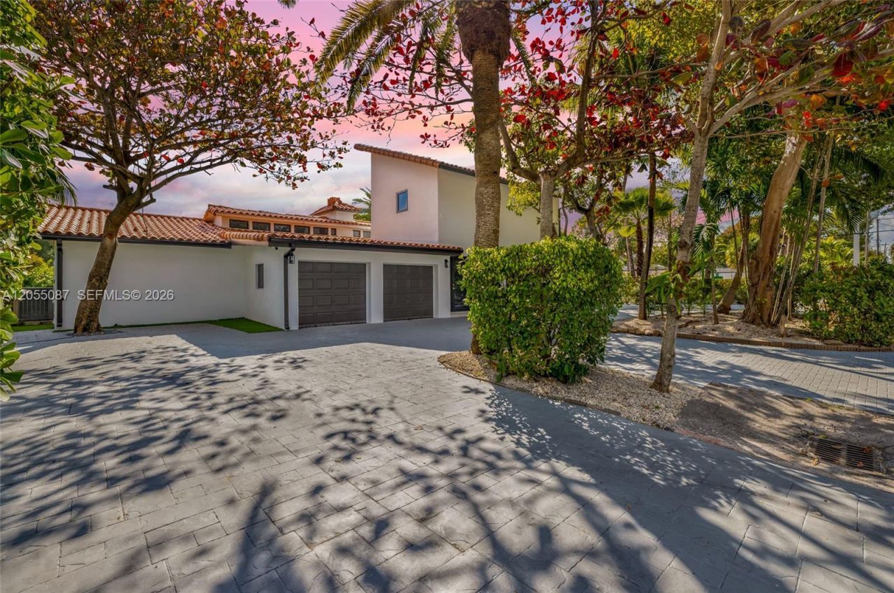 210 NE 107th St , Miami Shores, FL 33161 Photo