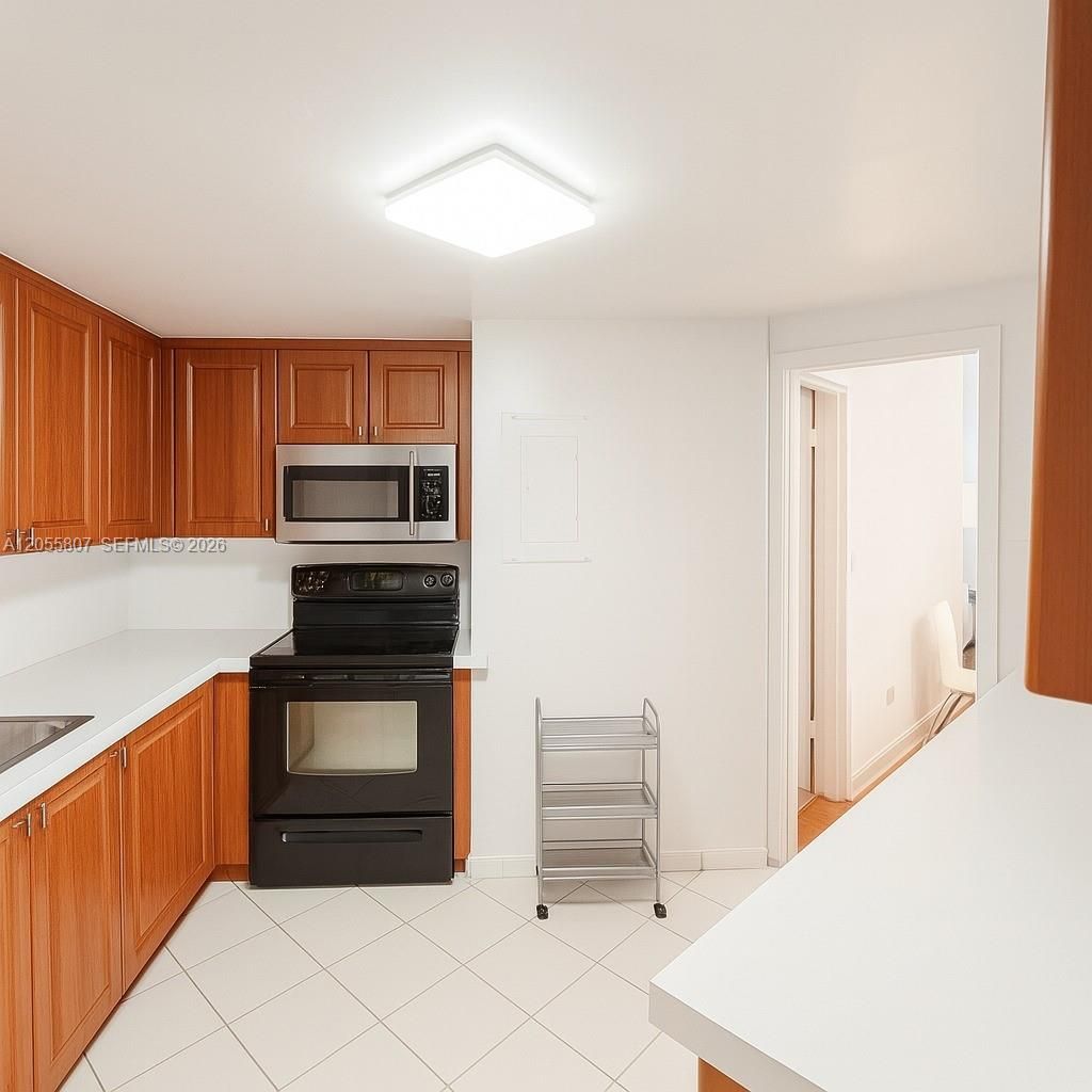 905 Brickell Bay Dr , Unit 1022, Miami, FL 33131 Photo