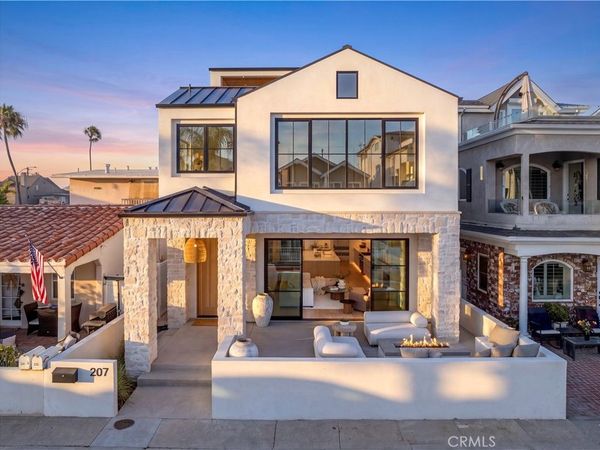 207 43rd Street , Newport Beach, CA 92663