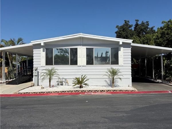 995 Pomona Rd#3 , Corona, CA 92882